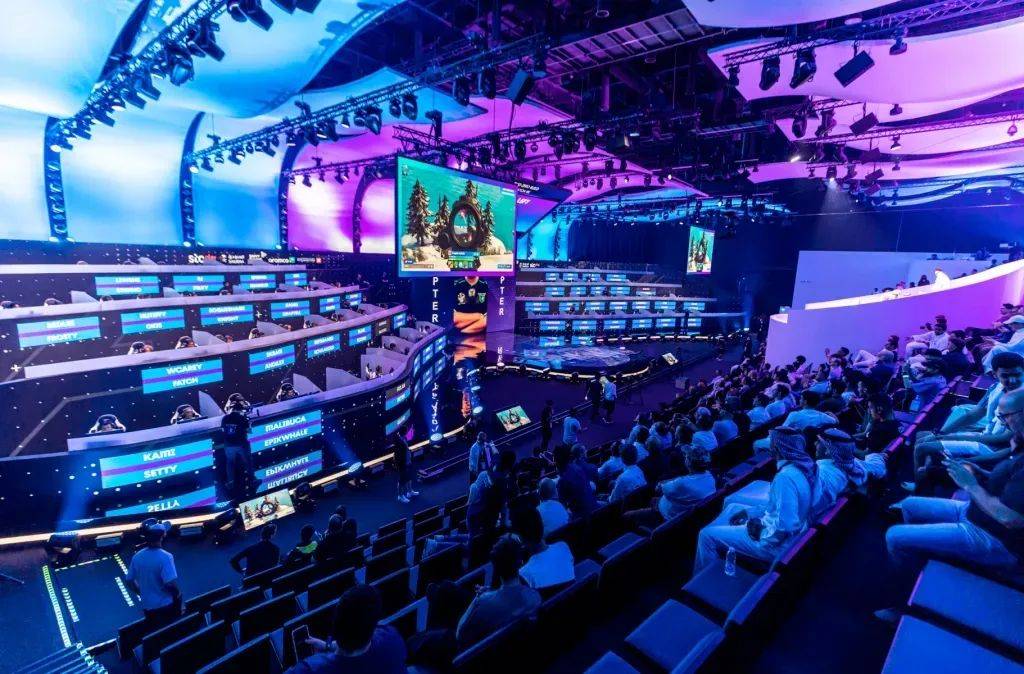 选手们展开 选手们展开