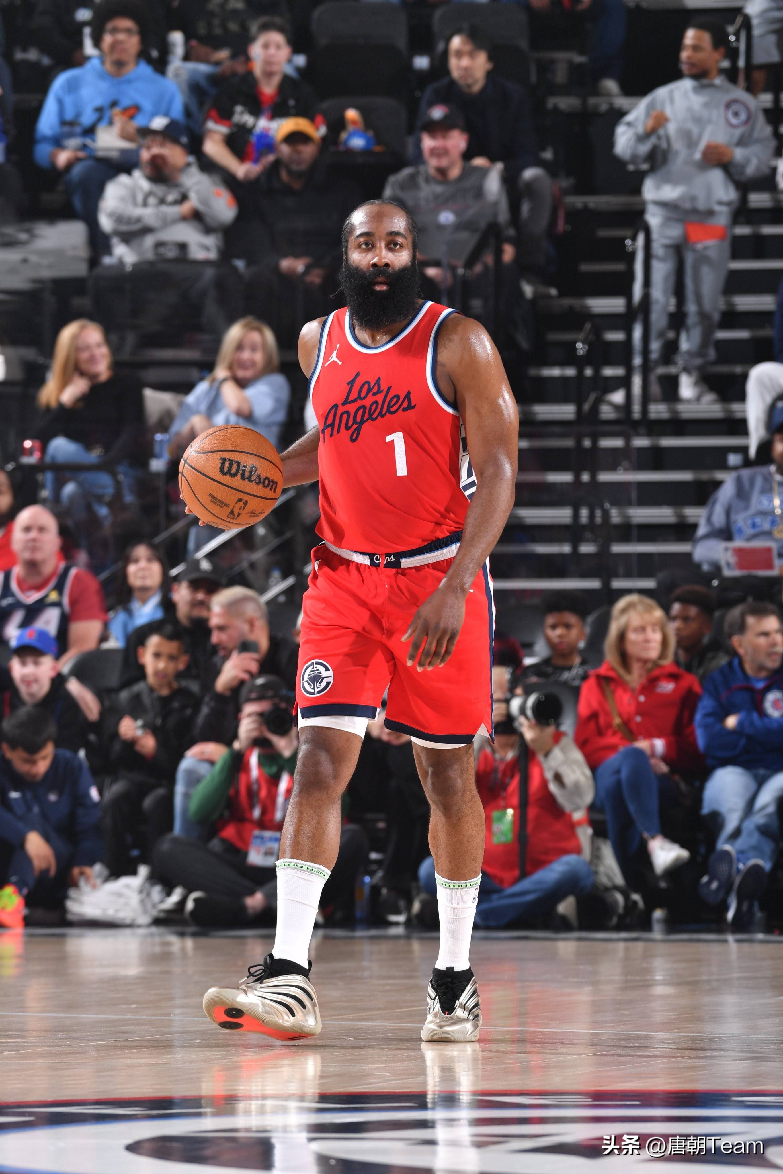 在防守端 在防守端