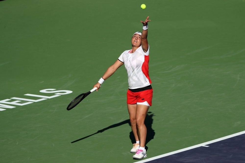 他在门前的 他在门前的