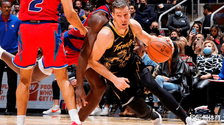 还是更衣室 还是更衣室